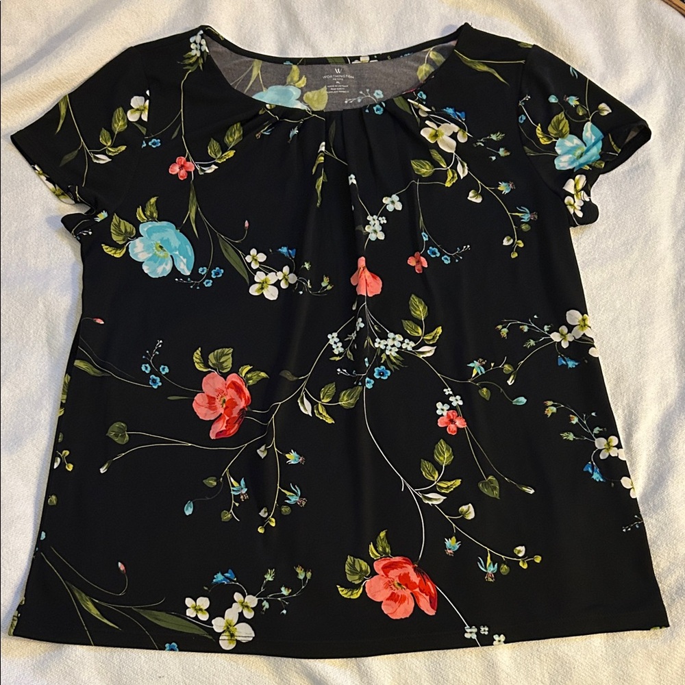 Worthington Black Short Sleeve Floral Tee with Blue and Red Flowers